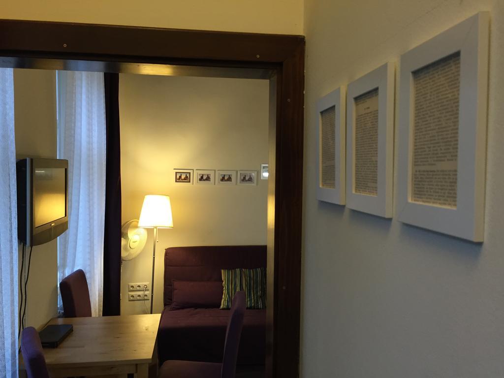 Club Apartments & Rooms بودابست الغرفة الصورة