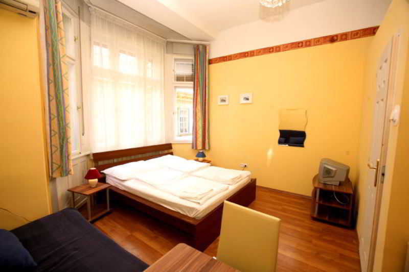 Club Apartments & Rooms بودابست المظهر الخارجي الصورة