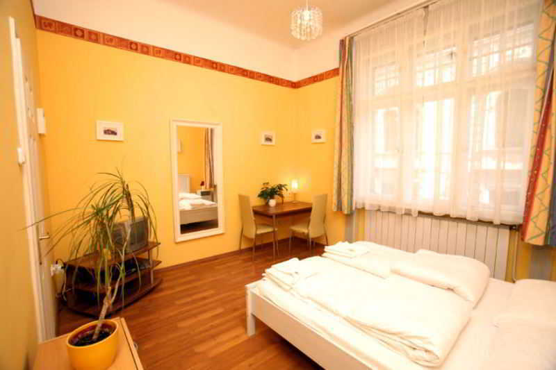 Club Apartments & Rooms بودابست المظهر الخارجي الصورة